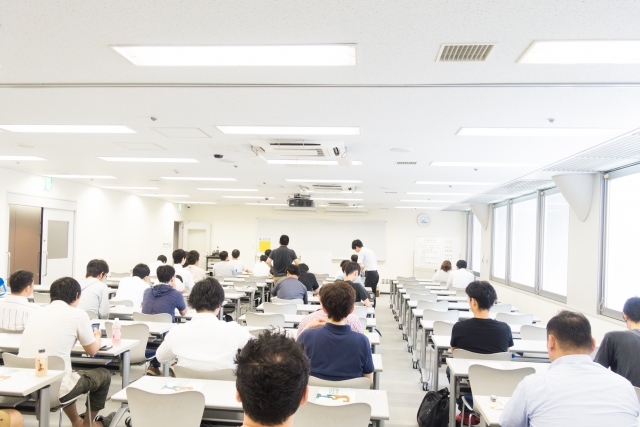 プログラミングスクール一体型就職エージェント