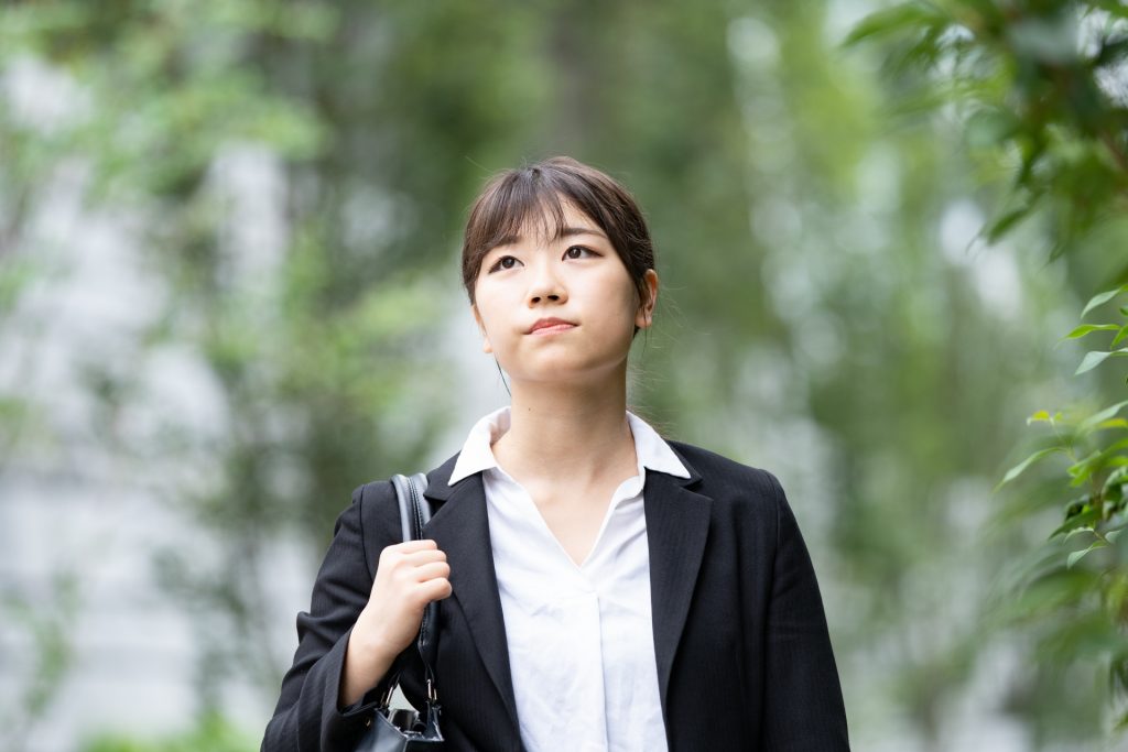 内定式後の就活でも100%間に合う!ただし就職エージェントを活用すべき